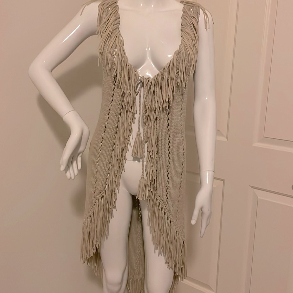 Knitted Vest w/Fringe Trim